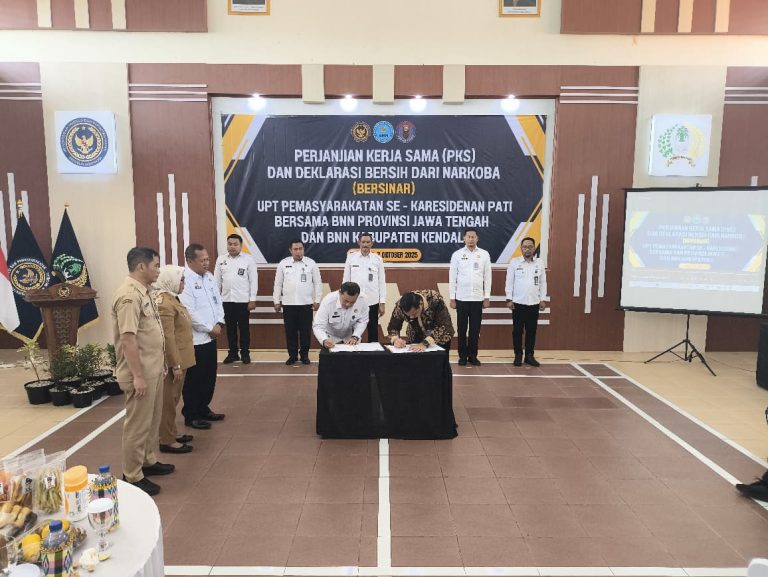 UPT Pemasyarakatan se-Eks Karesidenan Pati dan BNN Jateng Deklarasikan Zona Bersih Narkoba