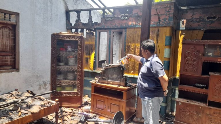 Rumah Warga Ngetuk Terbakar, Diduga Korsleting Listrik