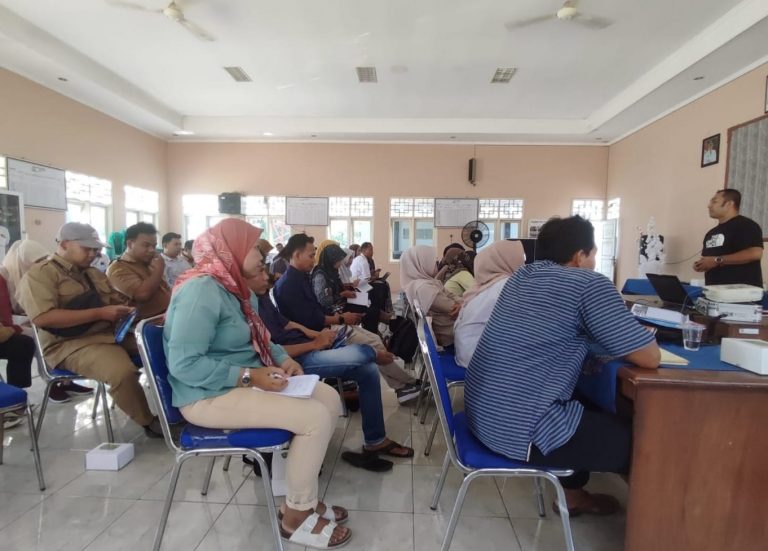 Pelaku UMKM dan Pengurus Kopdes di Pati Dapat Pelatihan AI untuk Tingkatkan Branding Produk