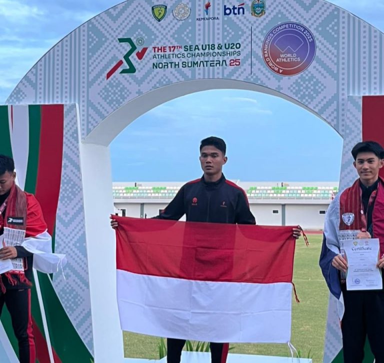 Kerja Keras Berbuah Emas: Akbar Juara 1 Lari 100 M Asia Tenggara