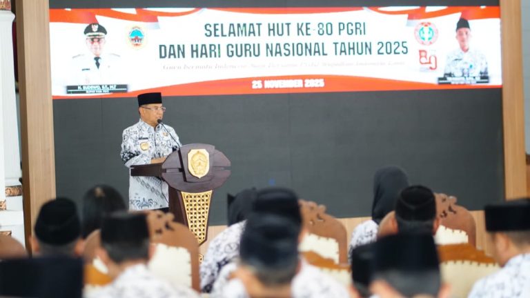 Bupati Pati Ajak Guru Wujudkan Pendidikan Berkarakter pada HGN ke-80