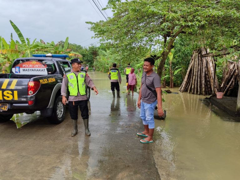 Sungai Maling Meluap, Jalan dan Permukiman di Jakenan Tergenang
