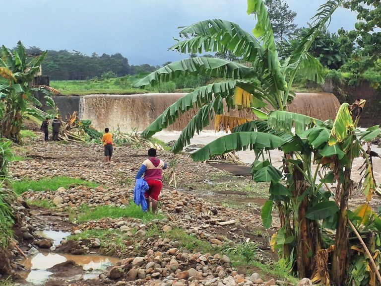 Tim Gabungan Lanjutkan Pencarian Korban Hanyut di Sungai Kedungdowo