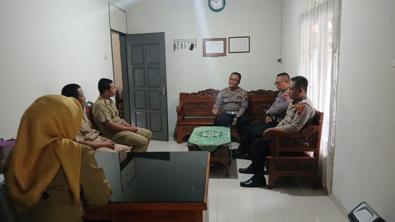 Banyak Dikeluhkan Warga, Jalan Pati–Tayu Segera Diperbaiki