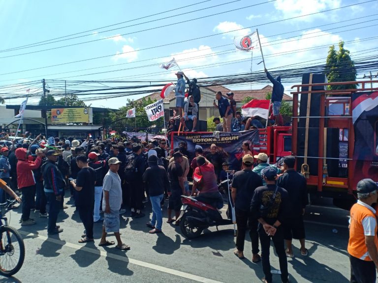 Supriyono alias Botok dan Teguh Istianto Divonis Bebas dengan Masa Pengawasan Enam Bulan