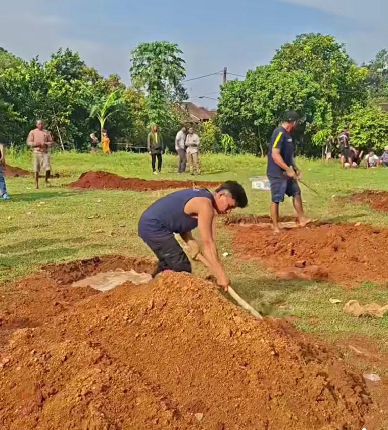 Warga Desa Sukobubuk Tolak Pembangunan KDMP di Lapangan Desa