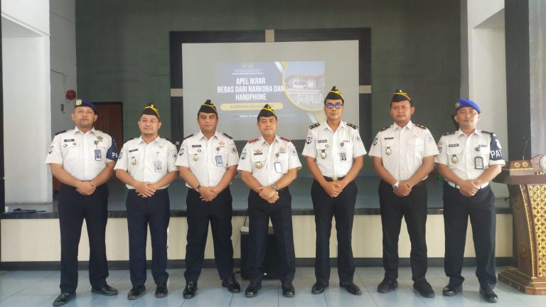 Lapas Pati Ikrar Anti Narkoba dan Handphone