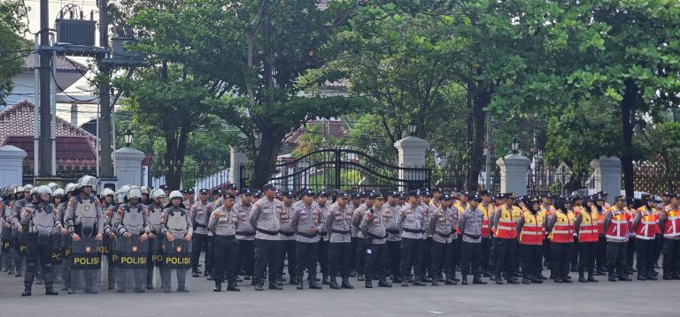 1.456 Personel Gabungan Kawal Aksi Nelayan di Pati