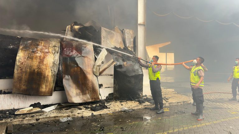 Kebakaran PT Dua Putra di Pati, 70 Persen Area Pabrik Terdampak