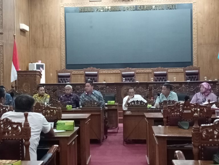Petani Pasuruan Adukan Penyaluran Bantuan Puso ke DPRD Pati