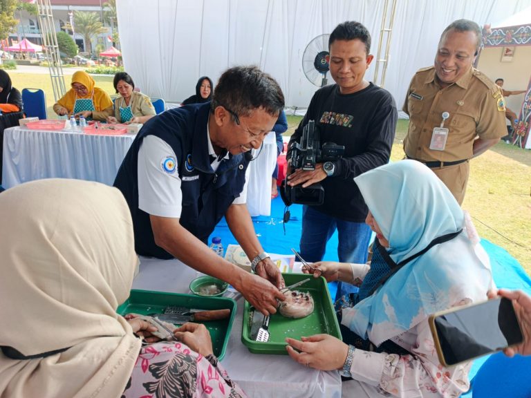 Pelatihan Pengolahan Bandeng Cabut Duri Meriahkan Pekan Kreasi Pati 2026, Tingkatkan Daya Saing UMKM Perikanan