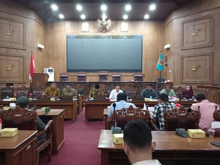 Peternak Ayam Pati Keluhkan Serapan MBG, Minta Pemerintah Bantu Selamatkan Usaha Rakyat