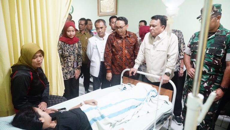 BGN Suspend SPPG Gembong 1 Usai Ratusan Warga Diduga Keracunan MBG