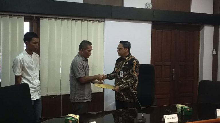 Keluarga PMI Asal Pati Audiensi ke Kantor Bupati, Minta Bantuan Pulangkan Jenazah Mohammad Aqib Yang Meninggal di Polandia